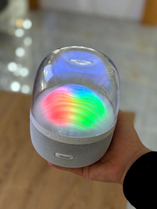 اسپیکر بلوتوثی و دکوراتیو KBroad مدل KTS-1842 | پخش صدای ۳۶۰ درجه و رقص نور LED RGB