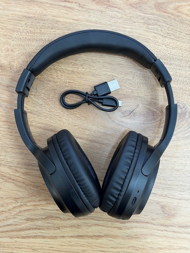 هدفون بیسیم Biva مدل HD‑01 بلوتوث 5.3 با پخش 30 ساعته + پشتیبانی از AUX و کارت حافظه