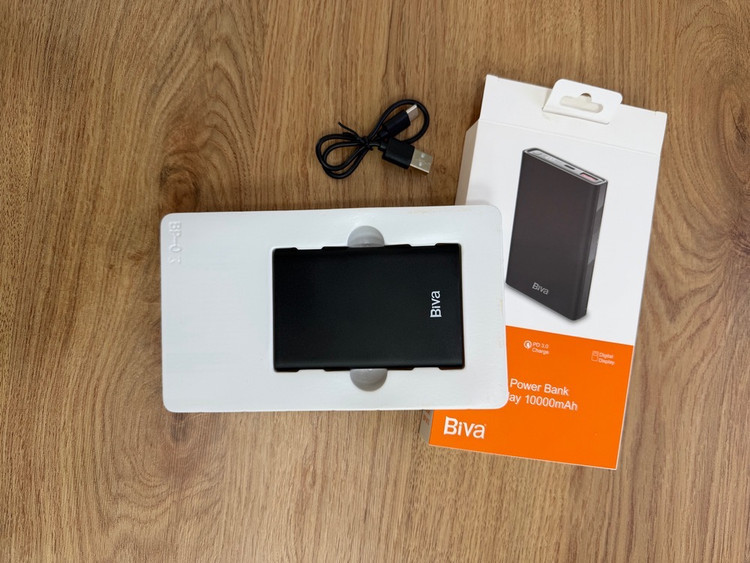 پاوربانک جیبی Biva BP‑013 ظرفیت 10000 میلیآمپر ساعت | شارژ سریع 22.5 وات PD + نمایشگر دیجیتال