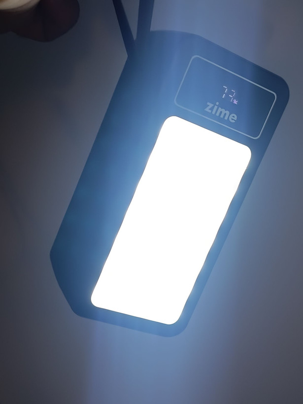 پاوربانک ۵۰۰۰۰ میلیآمپر Zime مدل B15 Ultra Pro توان ۲۲.۵ وات (دارای ۴ کابل متصل و چراغ قوه)