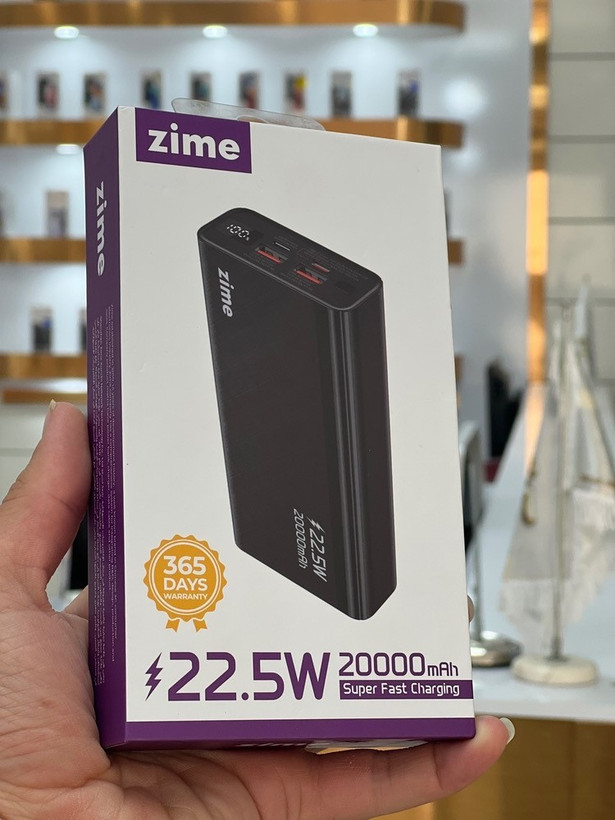پاوربانک ۲۰۰۰۰ میلیآمپر زایم Zime مدل B12 توان ۲۲.۵ وات (سوپر فست شارژ با نمایشگر دیجیتال)