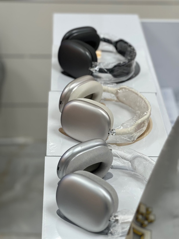 هدفون بیسیم طرح اپل مدل AirPods Max High-Copy با درگاه شارژ USB-C و کیس محافظ | نسخه جدید مستر کپی