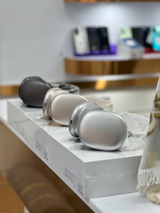 هدفون بیسیم طرح اپل مدل AirPods Max High-Copy با درگاه شارژ USB-C و کیس محافظ | نسخه جدید مستر کپی