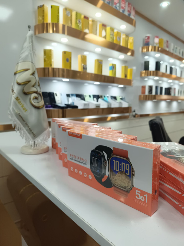 ساعت هوشمند KEQIWEAR مدل KW26 ULTRA 3 با قابلیت مکالمه و GPS | پک اقتصادی ۱+۵