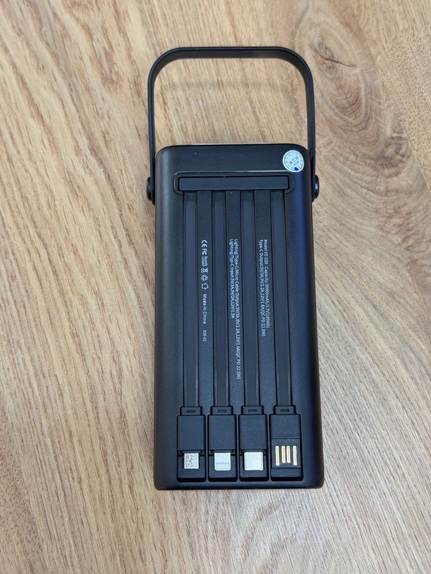 پاوربانک VSMART مدل VS-539 ظرفیت 30000mAh | شارژ سریع PD 22.5W، ۴ کابل سرخود، نمایشگر LED، چراغقوه، ۵ لایه حفاظتی
