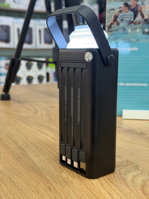 پاوربانک VSMART مدل VS-539 ظرفیت 30000mAh | شارژ سریع PD 22.5W، ۴ کابل سرخود، نمایشگر LED، چراغقوه، ۵ لایه حفاظتی
