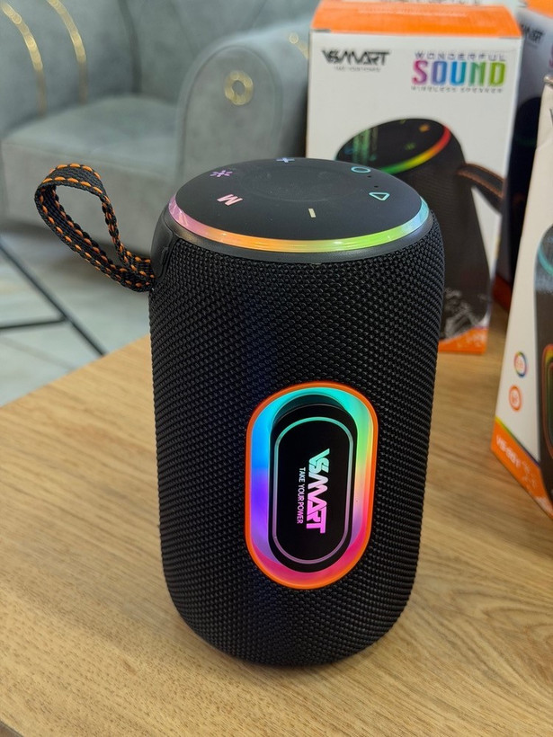 اسپیکر بلوتوثی VSMART مدل VS-801 | اسپیکر قدرتمند با بیس عمیق، نورپردازی RGB خیرهکننده، بلوتوث ۵.۳ و قابلیت TWS