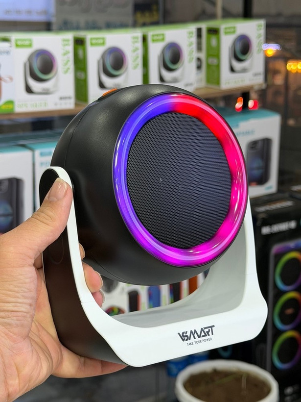 اسپیکر بلوتوثی VSMART مدل VS-806 | طراحی چرخان منحصربهفرد، توان 10 وات، بلوتوث 5.4 و نورپردازی RGB