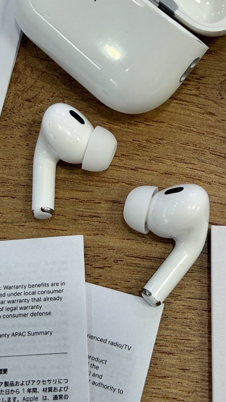 هندزفری بیسیم اپل مدل AirPods Pro 2 (پورت USB-C) | کیس شارژ MagSafe