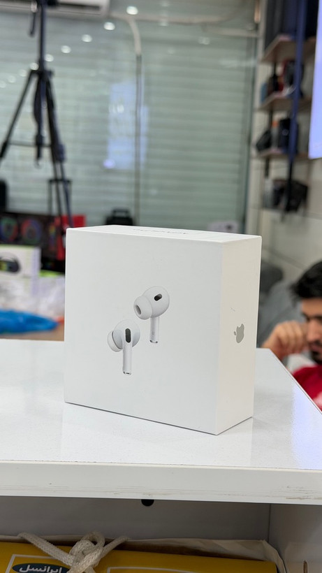 هندزفری بیسیم اپل مدل AirPods Pro 2 (پورت USB-C) | کیس شارژ MagSafe